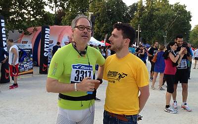 ENERGIZER NIGHTRUN LA CORSA NOTTURNA AL PARCO SEMPIONE DI MILANO CON 6000 PARTECIPANTI RUN RUNNER PODISTI PODISMO 037