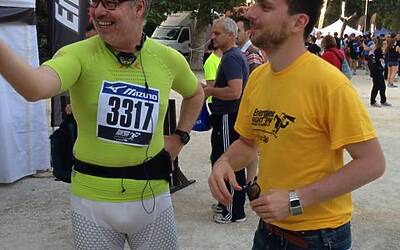 ENERGIZER NIGHTRUN LA CORSA NOTTURNA AL PARCO SEMPIONE DI MILANO CON 6000 PARTECIPANTI RUN RUNNER PODISTI PODISMO 046