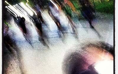 ENERGIZER NIGHTRUN LA CORSA NOTTURNA AL PARCO SEMPIONE DI MILANO CON 6000 PARTECIPANTI RUN RUNNER PODISTI PODISMO 096