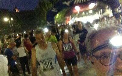 ENERGIZER NIGHTRUN LA CORSA NOTTURNA AL PARCO SEMPIONE DI MILANO CON 6000 PARTECIPANTI RUN RUNNER PODISTI PODISMO 128