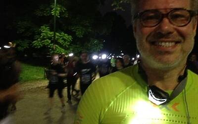 ENERGIZER NIGHTRUN LA CORSA NOTTURNA AL PARCO SEMPIONE DI MILANO CON 6000 PARTECIPANTI RUN RUNNER PODISTI PODISMO 144