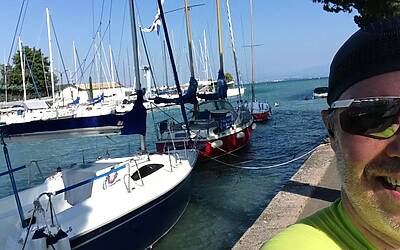 I MIGLIORI PERCORSI DI RUNNING IN ITALIA SCELTI DA MICHELE FICARA MANGANELLI CORRENDO SUL LATO SUD DEL LAGO DI GARDA A PESCHIERA DEL GARDA MISTO TRA STERRATO TERRA E ASFALTO DOOR TO TRAIL 057