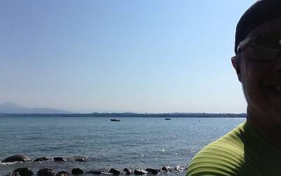 I MIGLIORI PERCORSI DI RUNNING IN ITALIA SCELTI DA MICHELE FICARA MANGANELLI CORRENDO SUL LATO SUD DEL LAGO DI GARDA A PESCHIERA DEL GARDA MISTO TRA STERRATO TERRA E ASFALTO DOOR TO TRAIL 080