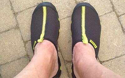 I MIGLIORI PERCORSI DI RUNNING IN ITALIA SCELTI DA MICHELE FICARA MANGANELLI CORRENDO SUL LATO SUD DEL LAGO DI GARDA A PESCHIERA DEL GARDA MISTO TRA STERRATO TERRA E ASFALTO DOOR TO TRAIL 086