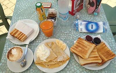 I MIGLIORI PERCORSI DI RUNNING IN ITALIA SCELTI DA MICHELE FICARA MANGANELLI CORRENDO SUL LATO SUD DEL LAGO DI GARDA A PESCHIERA DEL GARDA MISTO TRA STERRATO TERRA E ASFALTO DOOR TO TRAIL 093