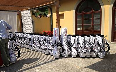 Invitational golf contest vanityfair citroen aeg club villa deste montorfano cena di gala villa erba carlo cracco special guest valerio staffelli e la ds5 red carpet 005