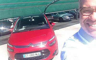 LANCIO EUROPEO DI CITROEN C4 PICASSO A LISBONA CON LA NUOVA DOTAZIONE TECNOLOGICA DOPPIO DISPLAY DA 12 e 7 POLLICI CON LA CONNESSIONE INTEGRATA ALLA RETE E APP DEDICATE 020