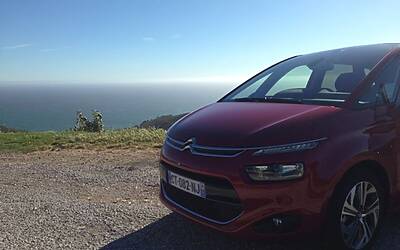 LANCIO EUROPEO DI CITROEN C4 PICASSO A LISBONA CON LA NUOVA DOTAZIONE TECNOLOGICA DOPPIO DISPLAY DA 12 e 7 POLLICI CON LA CONNESSIONE INTEGRATA ALLA RETE E APP DEDICATE 050