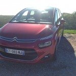 LANCIO EUROPEO DI CITROEN C4 PICASSO A LISBONA CON LA NUOVA DOTAZIONE TECNOLOGICA DOPPIO DISPLAY DA 12 e 7 POLLICI CON LA CONNESSIONE INTEGRATA ALLA RETE E APP DEDICATE 070