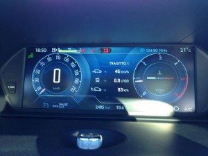 LANCIO EUROPEO DI CITROEN C4 PICASSO A LISBONA CON LA NUOVA DOTAZIONE TECNOLOGICA DOPPIO DISPLAY DA 12 e 7 POLLICI CON LA CONNESSIONE INTEGRATA ALLA RETE E APP DEDICATE 091