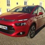 LANCIO EUROPEO DI CITROEN C4 PICASSO A LISBONA CON LA NUOVA DOTAZIONE TECNOLOGICA DOPPIO DISPLAY DA 12 e 7 POLLICI CON LA CONNESSIONE INTEGRATA ALLA RETE E APP DEDICATE 124