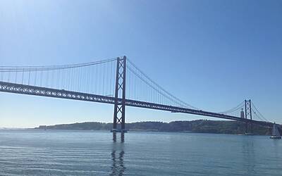 LANCIO EUROPEO DI CITROEN C4 PICASSO A LISBONA CON LA NUOVA DOTAZIONE TECNOLOGICA DOPPIO DISPLAY DA 12 e 7 POLLICI CON LA CONNESSIONE INTEGRATA ALLA RETE E APP DEDICATE 250