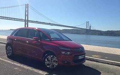 LANCIO EUROPEO DI CITROEN C4 PICASSO A LISBONA CON LA NUOVA DOTAZIONE TECNOLOGICA DOPPIO DISPLAY DA 12 e 7 POLLICI CON LA CONNESSIONE INTEGRATA ALLA RETE E APP DEDICATE 262