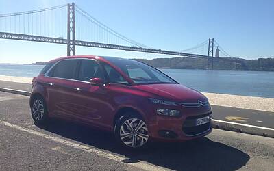 LANCIO EUROPEO DI CITROEN C4 PICASSO A LISBONA CON LA NUOVA DOTAZIONE TECNOLOGICA DOPPIO DISPLAY DA 12 e 7 POLLICI CON LA CONNESSIONE INTEGRATA ALLA RETE E APP DEDICATE 264