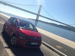 LANCIO EUROPEO DI CITROEN C4 PICASSO A LISBONA CON LA NUOVA DOTAZIONE TECNOLOGICA DOPPIO DISPLAY DA 12 e 7 POLLICI CON LA CONNESSIONE INTEGRATA ALLA RETE E APP DEDICATE 282