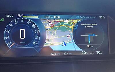 LANCIO EUROPEO DI CITROEN C4 PICASSO A LISBONA CON LA NUOVA DOTAZIONE TECNOLOGICA DOPPIO DISPLAY DA 12 e 7 POLLICI CON LA CONNESSIONE INTEGRATA ALLA RETE E APP DEDICATE 290
