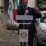 La cerimonia di consegna a palazzo cusani della nuova fiat grande punto donata dal rotary club milano net alla fondazione asilo mariuccia 29