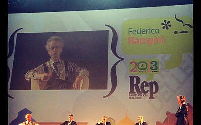 REPIDEE13 LE FOTO ESCLUSIVE ED IN ANTEPRIMA DELLA REPUBBLICA DELLE IDEE A FIRENZE FARE RETE CON MARCO PATUANO E RICCARDO LUNA SALA DEI 500 CINQUECENTO PALAZZO VECCHIO DELLA SIGNORIA 24