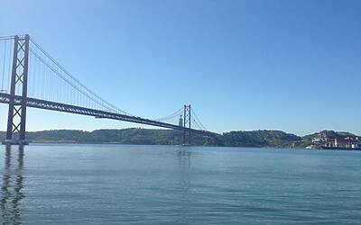 RUNNING IN CASCAIS NEAR LISBOA Lisbona ATLANTIC OCEAN SEA INTERNATIONAL PRESENTATION OF NEW CITROEN C4 PICASSO RUN CORSA TEST WITH BROOKS PURE NIKE FUEL BAND XBIONIC SOCKS XBS PERFORMANCE SALOMON EXO 42