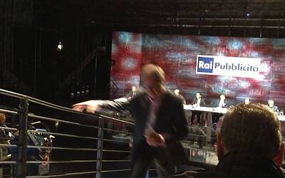 SERATA DI GALA RAI TV CON PRESENTAZIONE DEI PALINSESTI AUTUNNALI E DEI NUOVI PROGRAMMI TELEVISIVI NEGLI STUDI TELEVISIVI DI MILANO 021