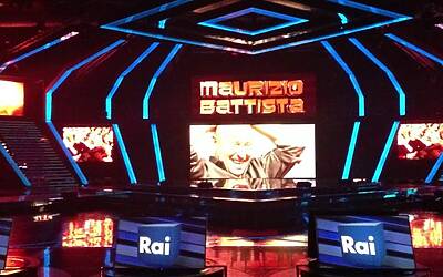 SERATA DI GALA RAI TV CON PRESENTAZIONE DEI PALINSESTI AUTUNNALI E DEI NUOVI PROGRAMMI TELEVISIVI NEGLI STUDI TELEVISIVI DI MILANO 075