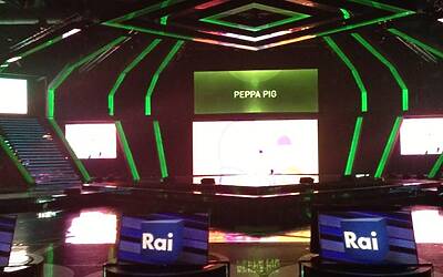 SERATA DI GALA RAI TV CON PRESENTAZIONE DEI PALINSESTI AUTUNNALI E DEI NUOVI PROGRAMMI TELEVISIVI NEGLI STUDI TELEVISIVI DI MILANO 081