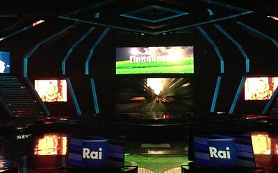 SERATA DI GALA RAI TV CON PRESENTAZIONE DEI PALINSESTI AUTUNNALI E DEI NUOVI PROGRAMMI TELEVISIVI NEGLI STUDI TELEVISIVI DI MILANO 103