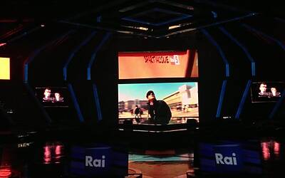 SERATA DI GALA RAI TV CON PRESENTAZIONE DEI PALINSESTI AUTUNNALI E DEI NUOVI PROGRAMMI TELEVISIVI NEGLI STUDI TELEVISIVI DI MILANO 112