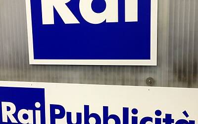 SERATA DI GALA RAI TV CON PRESENTAZIONE DEI PALINSESTI AUTUNNALI E DEI NUOVI PROGRAMMI TELEVISIVI NEGLI STUDI TELEVISIVI DI MILANO 148