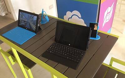 SURFACE PRO TABLET MICROSOFT PRESENTAZIONE E LANCIO ITALIANO INTERVISTA A CLAUDIA BONATTI DIRETTORE EVENTO A MILANO 06