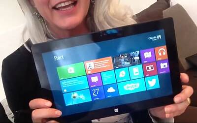 SURFACE PRO TABLET MICROSOFT PRESENTAZIONE E LANCIO ITALIANO INTERVISTA A CLAUDIA BONATTI DIRETTORE EVENTO A MILANO 25