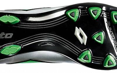 la suola della Solista la scarpa catarifrangente della Lotto