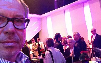 ANNUNCI E NOVITA MEDIASET PRESENTAZIONE PALINSESTI AUTUNNO 2013 INTERVISTA CON PIERSILVIO BERLUSCONI E PIERO CHIAMBRETTI CENA PREPARATA DA DAVIDE OLDANI NUOVA PROGRAMMAZIONE TV CANALE 5 ITALIA 1 RETE 4 05