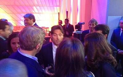 ANNUNCI E NOVITA MEDIASET PRESENTAZIONE PALINSESTI AUTUNNO 2013 INTERVISTA CON PIERSILVIO BERLUSCONI E PIERO CHIAMBRETTI CENA PREPARATA DA DAVIDE OLDANI NUOVA PROGRAMMAZIONE TV CANALE 5 ITALIA 1 RETE 4 09