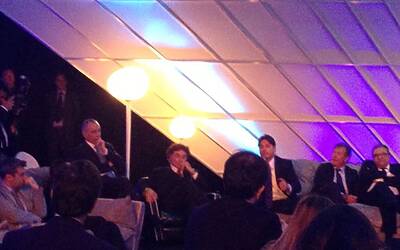 ANNUNCI E NOVITA MEDIASET PRESENTAZIONE PALINSESTI AUTUNNO 2013 INTERVISTA CON PIERSILVIO BERLUSCONI E PIERO CHIAMBRETTI CENA PREPARATA DA DAVIDE OLDANI NUOVA PROGRAMMAZIONE TV CANALE 5 ITALIA 1 RETE 4 38