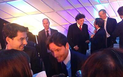 ANNUNCI E NOVITA MEDIASET PRESENTAZIONE PALINSESTI AUTUNNO 2013 INTERVISTA CON PIERSILVIO BERLUSCONI E PIERO CHIAMBRETTI CENA PREPARATA DA DAVIDE OLDANI NUOVA PROGRAMMAZIONE TV CANALE 5 ITALIA 1 RETE 4 52