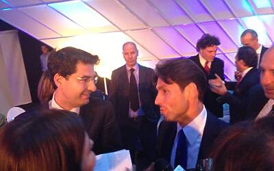 ANNUNCI E NOVITA MEDIASET PRESENTAZIONE PALINSESTI AUTUNNO 2013 INTERVISTA CON PIERSILVIO BERLUSCONI E PIERO CHIAMBRETTI CENA PREPARATA DA DAVIDE OLDANI NUOVA PROGRAMMAZIONE TV CANALE 5 ITALIA 1 RETE 4 54