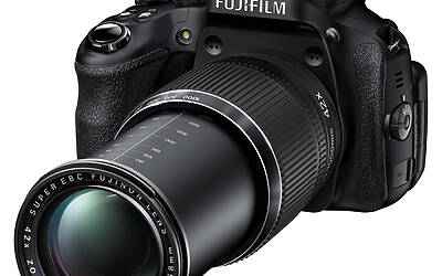 HS50EXR Black Front Left Tele r93