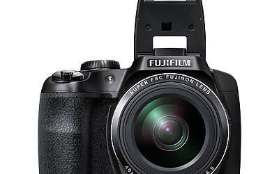 S8200 Black Front Open Strobo r100