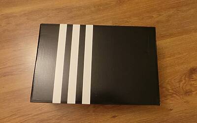 anche per le adidas barricade 8 il packaging è quello tradizionale