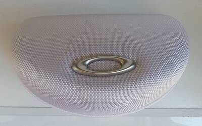 la custodia degli oakley radarlock1