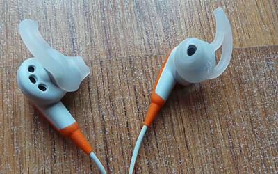 le nuove Cuffie sportive Bose SIE2