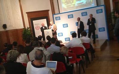 CAR2GO IL CAR SHARING NOLEGGIO PIU ECONOMICO CHE ARRIVA A MILANO 04