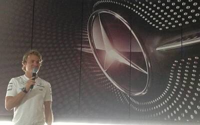 Nico Rosberg del Team F1 mercedes Benz petronas ci parla del rapporto tra uomo e tecnologia 10