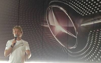 Nico Rosberg del Team F1 mercedes Benz petronas ci parla del rapporto tra uomo e tecnologia 13