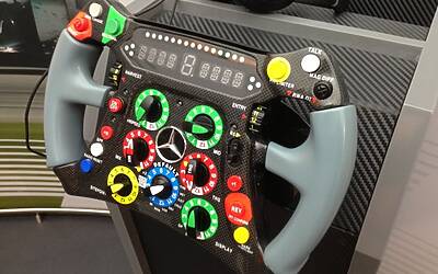 Nico Rosberg del Team F1 mercedes Benz petronas ci parla del rapporto tra uomo e tecnologia 25