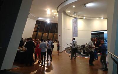 Nico Rosberg del Team F1 mercedes Benz petronas ci parla del rapporto tra uomo e tecnologia 49