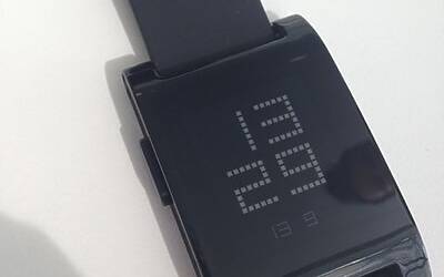 Test ed Unboxing di Pebble lo smartwach con e paper finanziato da Kickstarter 04