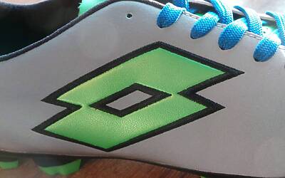 anche la losanga delle Lotto Solista è di colore sgargiante