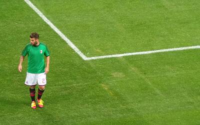 antonio nocerino con le nuove nitrocharge adidas durante il riscaldamento